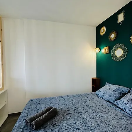 Appartamento L'emeraude Au Soleil Avec Coin Nuit Dans Sur La *